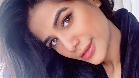 poonam pandey news hindi